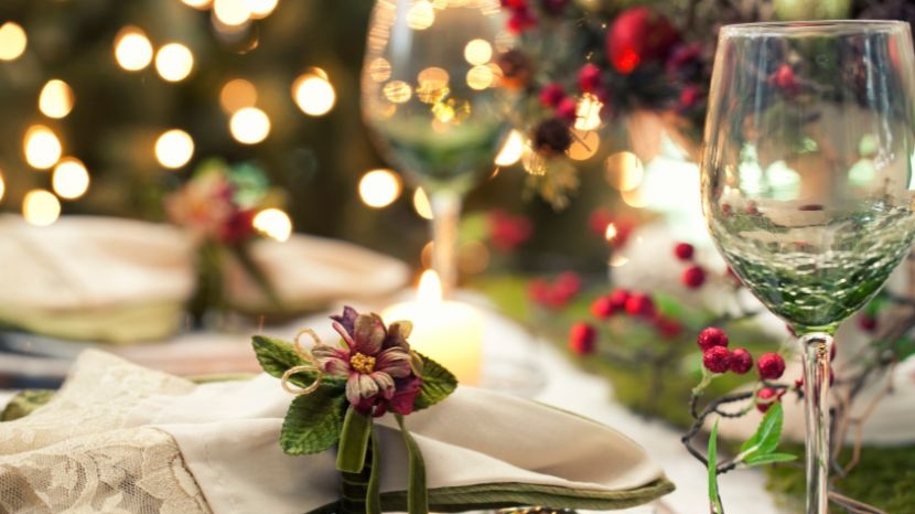 Décorer une table de Noël