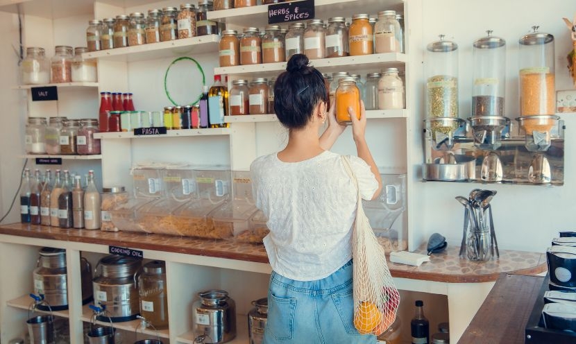 Anti-gaspillage : nos 5 astuces pour réduire ses déchets en cuisine Anti-gaspillage : nos 5 astuces pour réduire ses déchets en cuisine