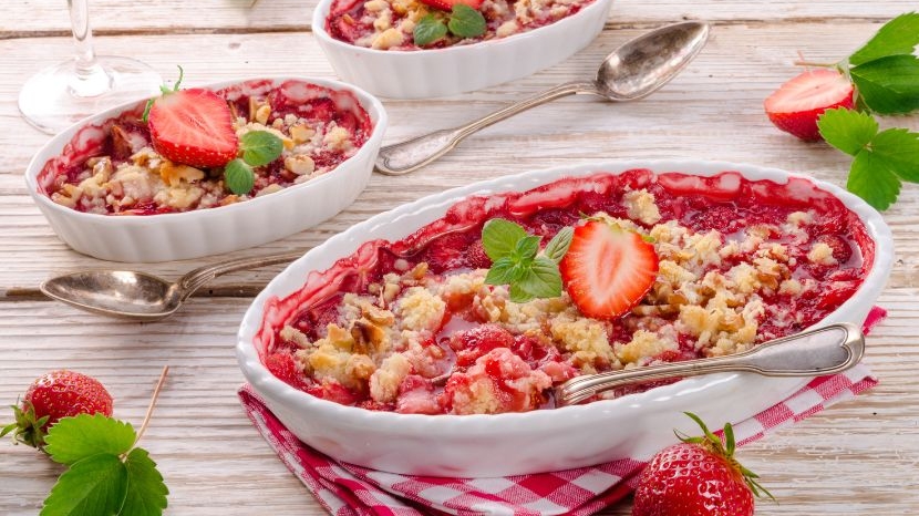 Comment réaliser un crumble aux fruits rouges ?
