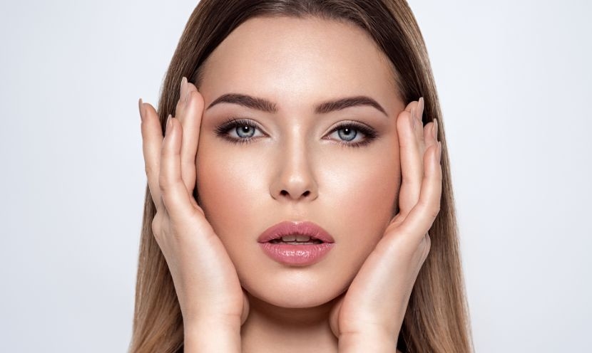 En soirée, osez le smokey eyes pour mettre vos yeux en valeur